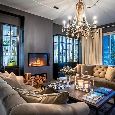 Frost Boutique Hotel 4*