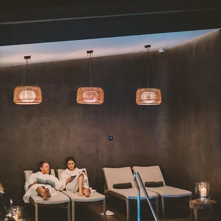 フロスト ブティック 4*