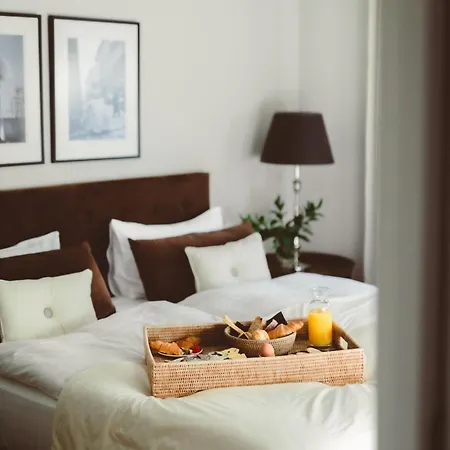 フロスト ブティック