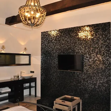 Otel Frost Boutique