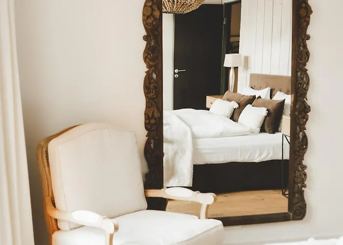 Frost Boutique Hotel 4*