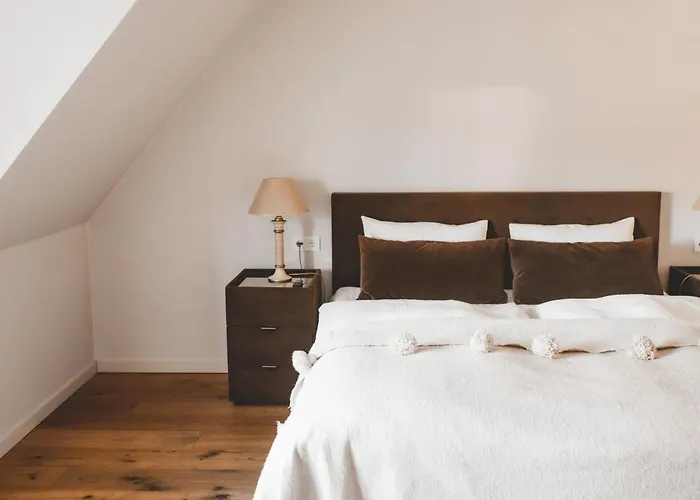 Hotel Frost Boutique 4*